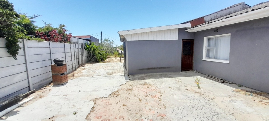 4 Bedroom Property for Sale in Elsies River Western Cape